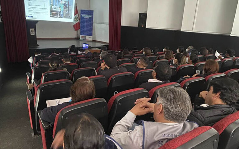 4 de Hospitales e Institutos de la Diris Lima Centro se capacitan en salud ambiental