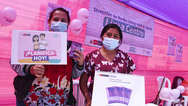 1 de Cerca de 900 personas fueron atendidas durante el lanzamiento de la Campaña Nacional de Planificación Familiar