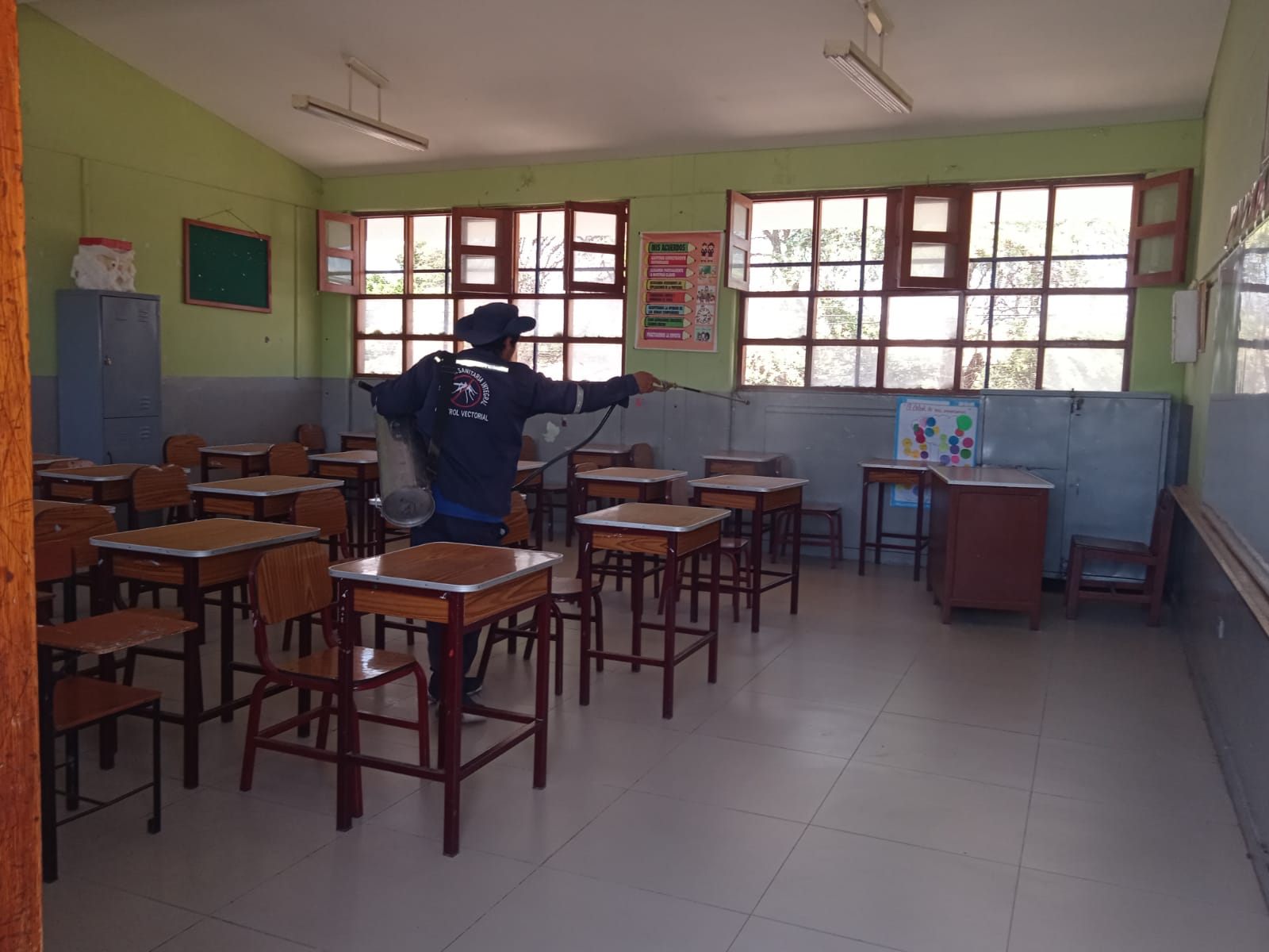 MUNICIPALIDAD PROVINCIAL DE SULLANA REALIZA TRABAJOS DE DESINFECCIÓN EN INSTITUCIONES EDUCATIVAS
