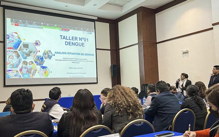  2 de Diris Lima Centro participa del taller de evaluación 2022 y programación POI 2023 de dengue a nivel nacional