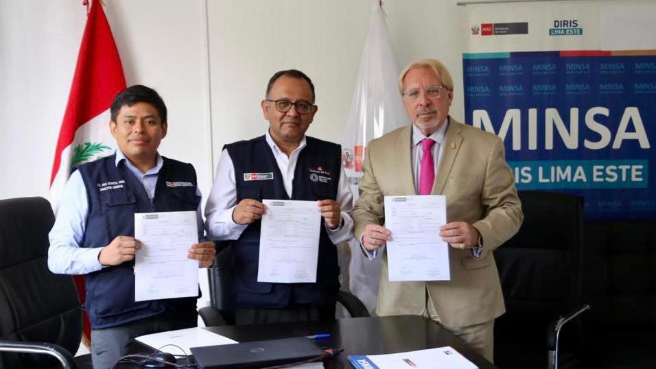 Minsa y Municipalidad de La Molina firman compromiso de cooperación interinstitucional para implementación de Farmadiris