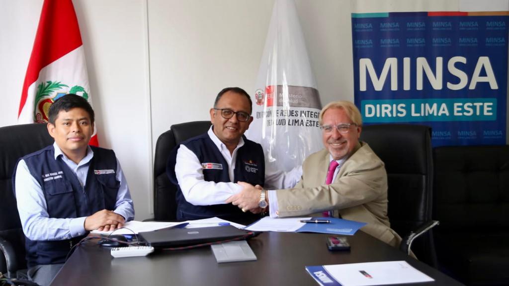 Minsa y Municipalidad de La Molina firman compromiso de cooperación interinstitucional para implementación de Farmadiris