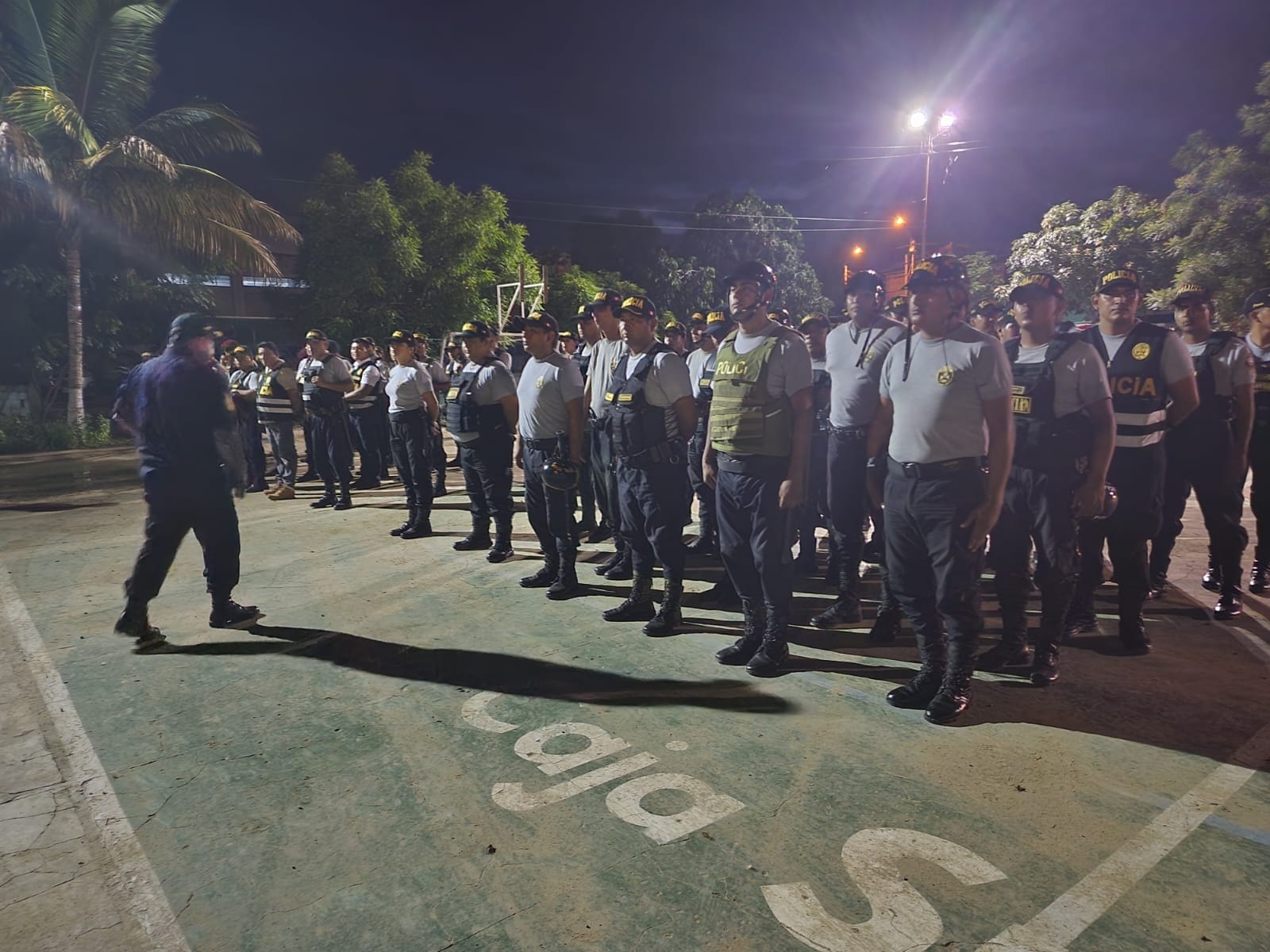 ALCALDE DE SULLANA LIDERA MEGA OPERATIVO JUNTO CON LA POLICÍA NACIONAL