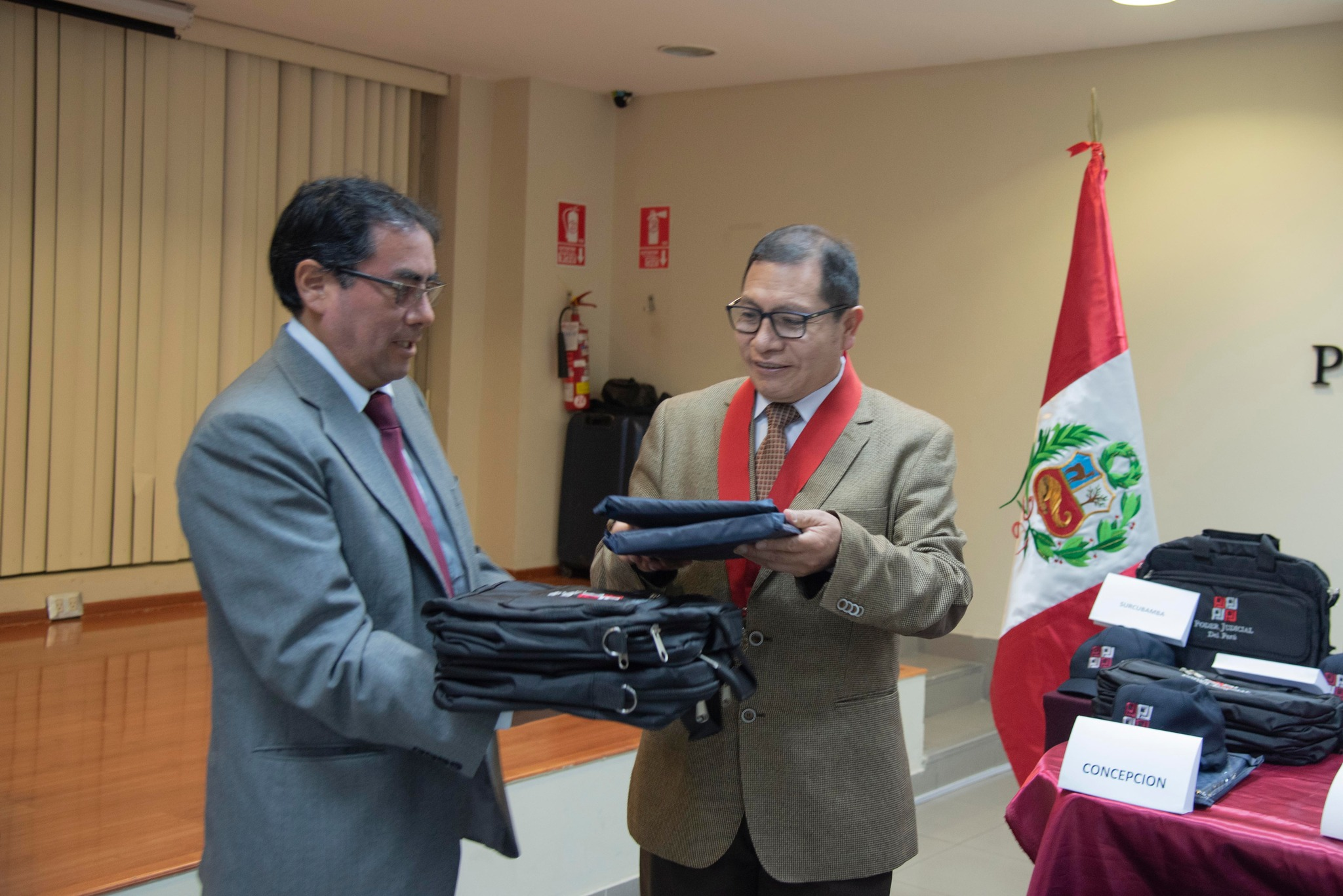 foto entrega implementos
