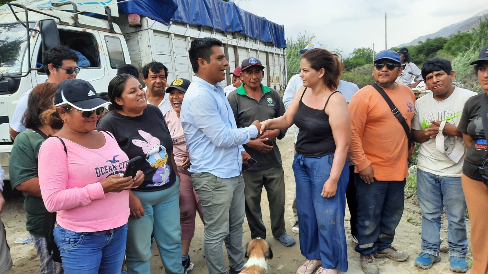 Gerente Sub Regional de la UELS, Lic. Caleb Gerson Ramos Llerena, monitorean los trabajos de emergencia en el distrito de Coayllo