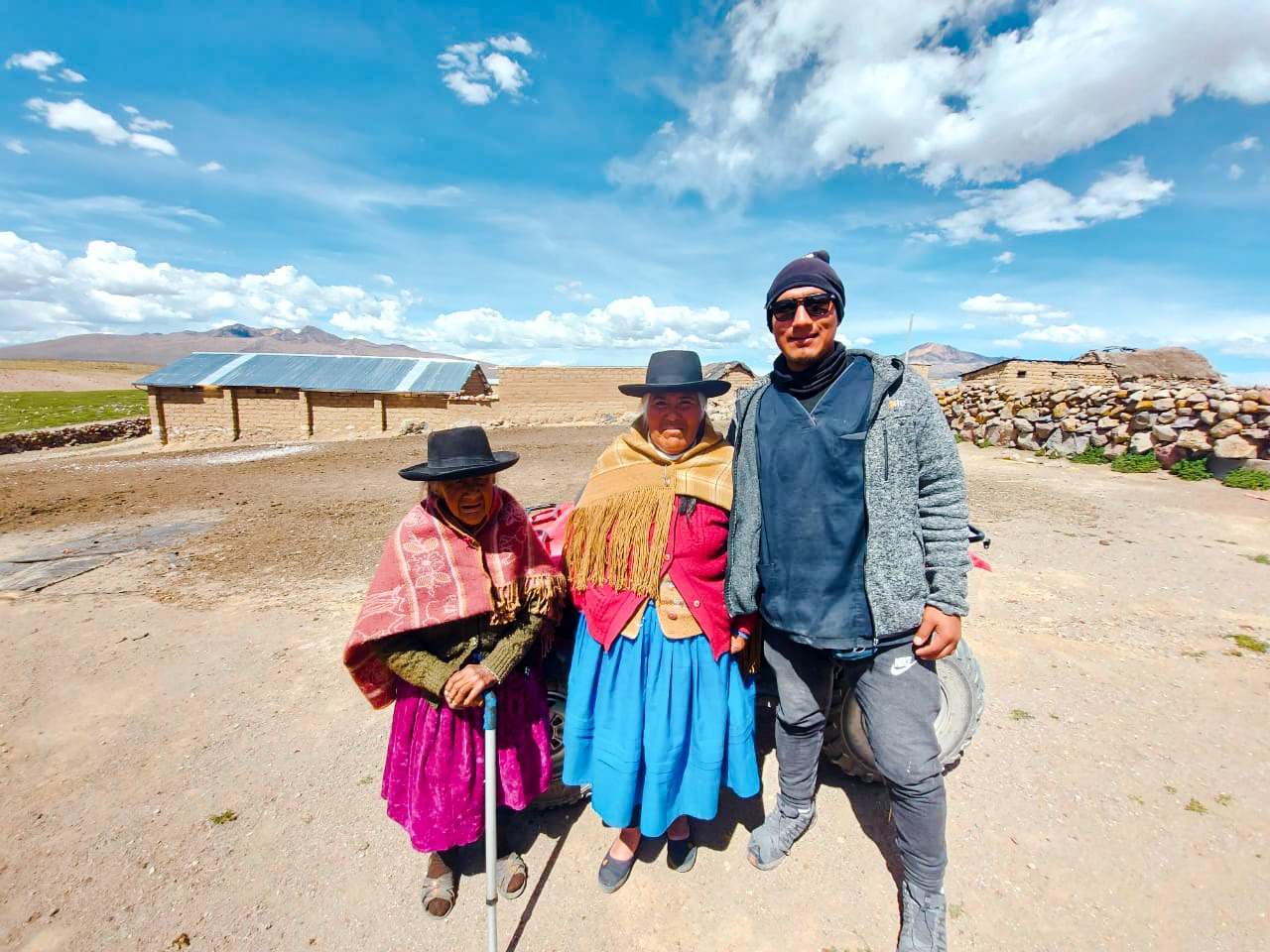 Dieciocho pacientes son atendidos gracias a compromiso de gobernador Luis Torres, de llevar la salud al último rincón de Tacna.