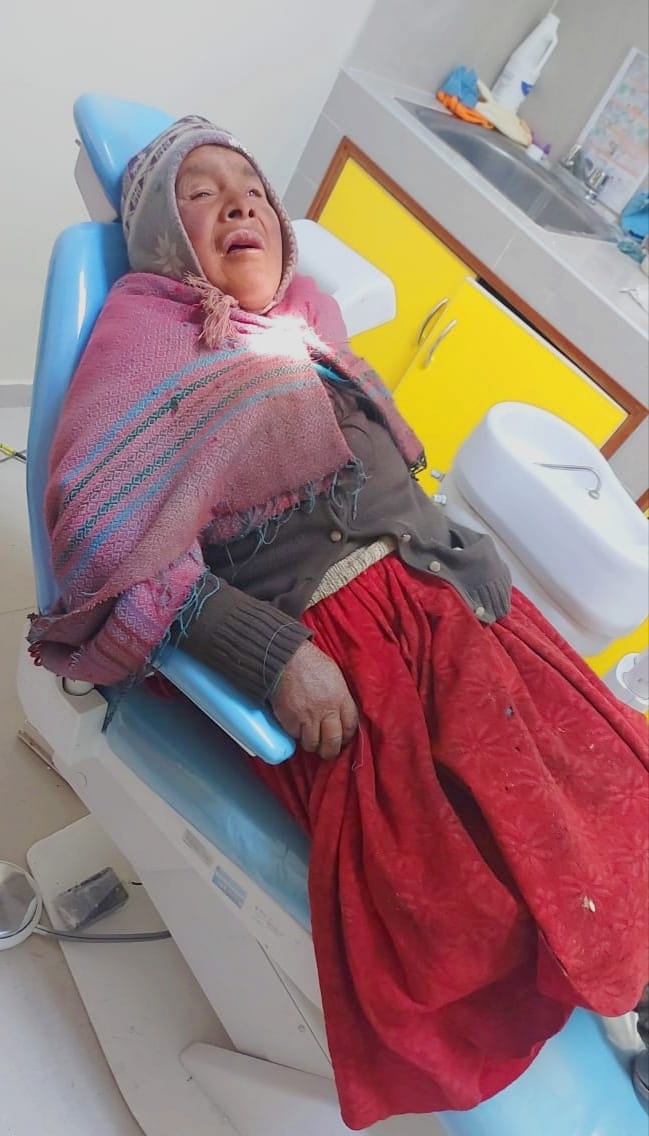 Dieciocho pacientes son atendidos gracias a compromiso de gobernador Luis Torres, de llevar la salud al último rincón de Tacna.
