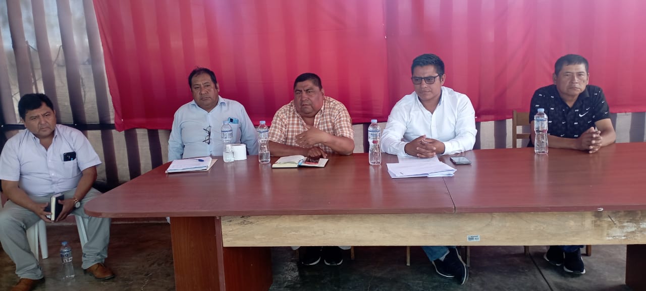 Por encargo de la Gobernadora Regional de Lima el Gerente Sub Regional de la UELS, sostiene reunión con pobladores de Ramadilla y Concon