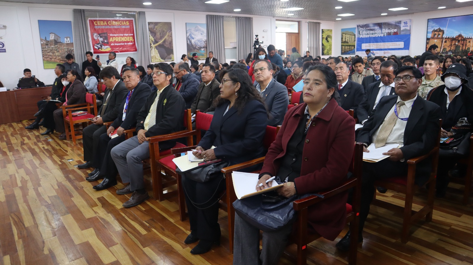 Gore Cusco presenta Proyecto Educativo Regional - PER 2036