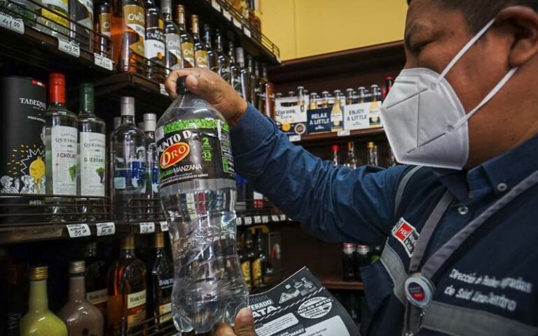 1 de  Lima Centro intensifica fiscalizaciones inopinadas en locales de venta de bebidas alcohólicas