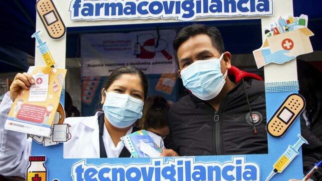1 de Diris Lima Centro realiza campaña nacional de “Farmacovigilancia y Tecnovigilancia”
