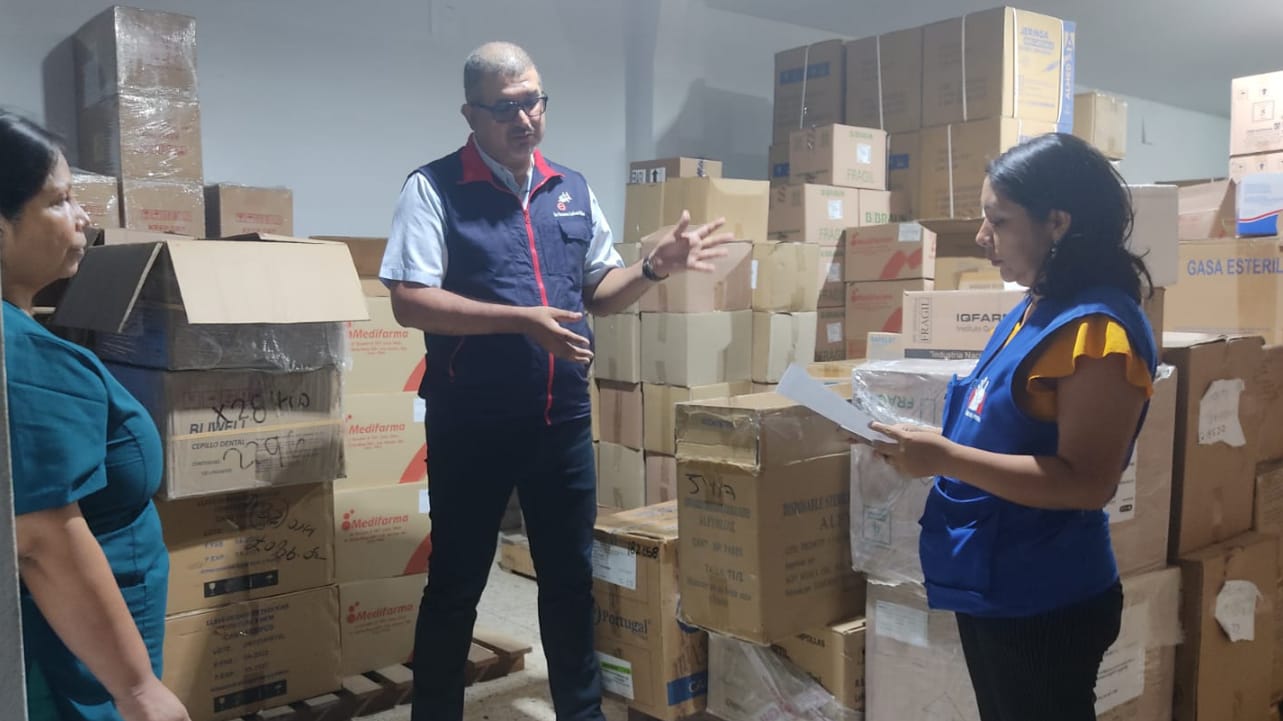 Comisionada supervisa medicamentos