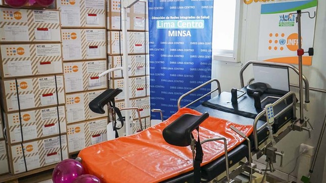 1 de  Diris Lima Centro recibe equipos por parte de UNFPA Perú para atención de emergencias obstétricas