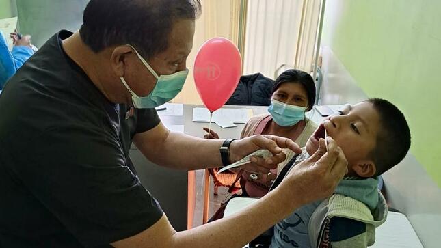 Cusco: más de 100 niñas y niños fueron atendidos en campaña médica descentralizada