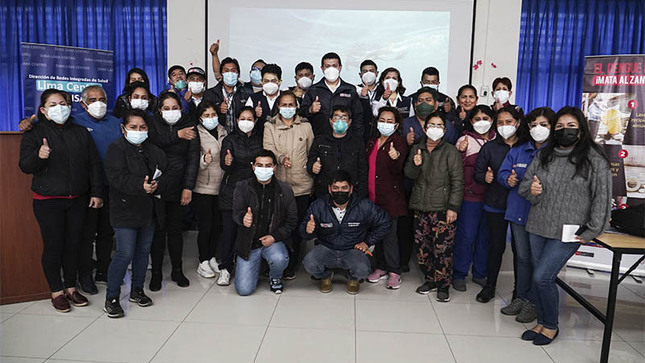 1 de  Personal de establecimientos de salud reciben capacitación en temas de salud ambiental