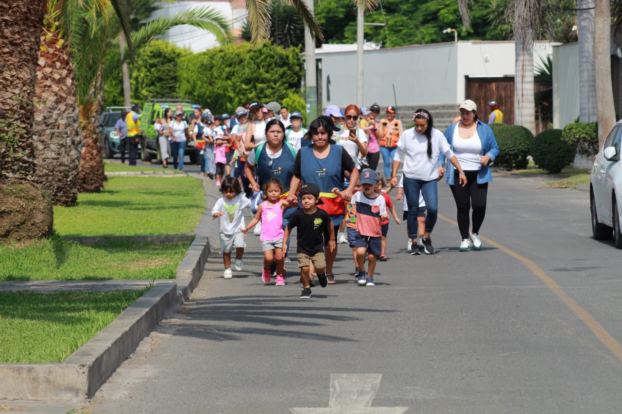 Pequeños estudiantes participaron con mucha responsabilidad del simulacro