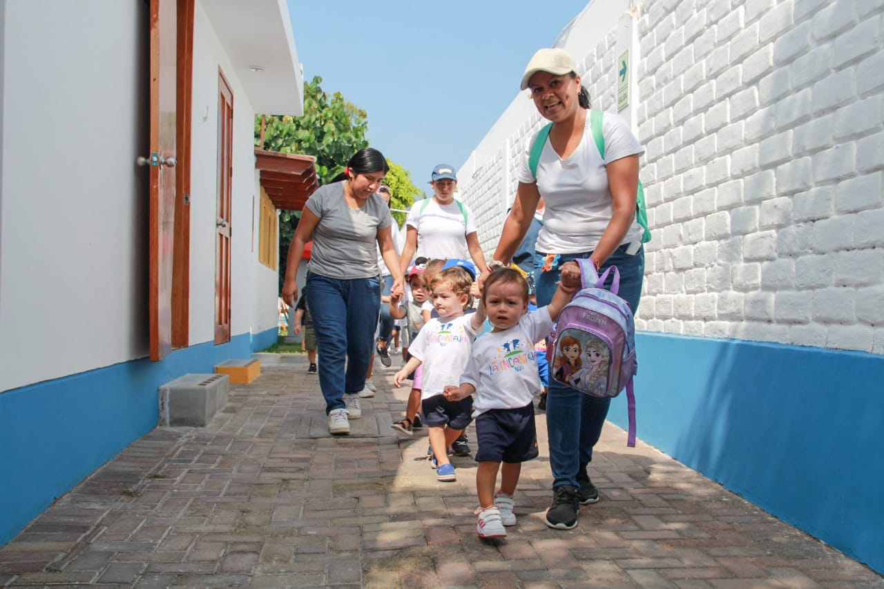 Los más pequeños se desplazaron de manera ordenada