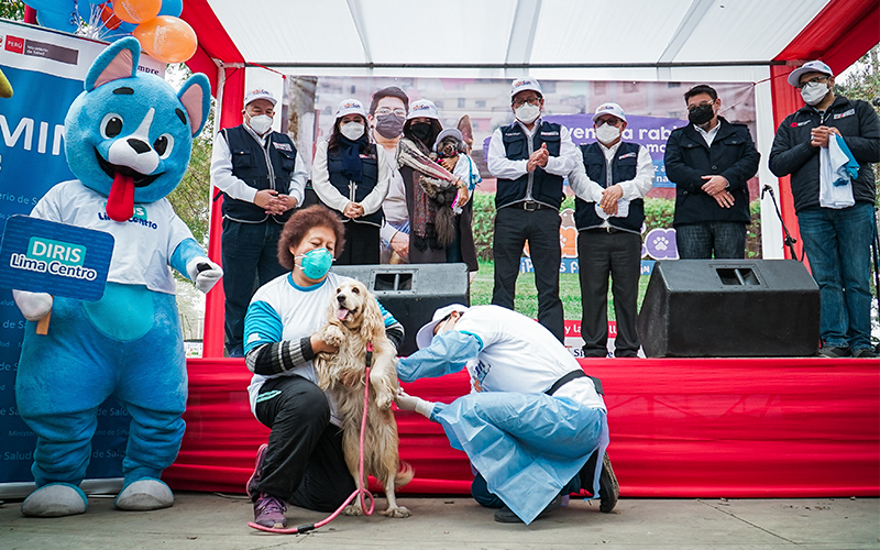 1 de Diris Lima Centro inicia jornada de vacunación antirrábica canina