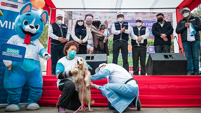 1 de  Diris Lima Centro inicia jornada de vacunación antirrábica canina