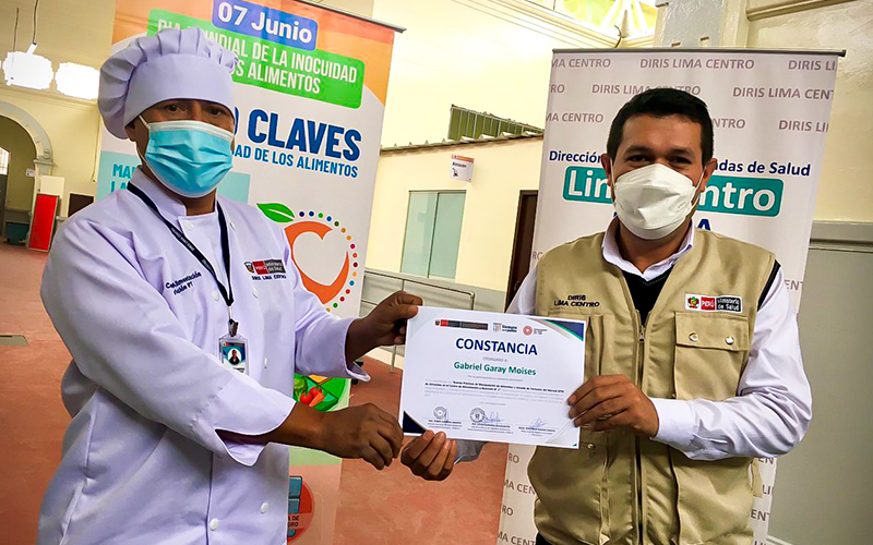 1 de Personal del Centro de Alimentación y Nutrición N° 1 recibe capacitación sobre las buenas prácticas para la manipulación de alimentos