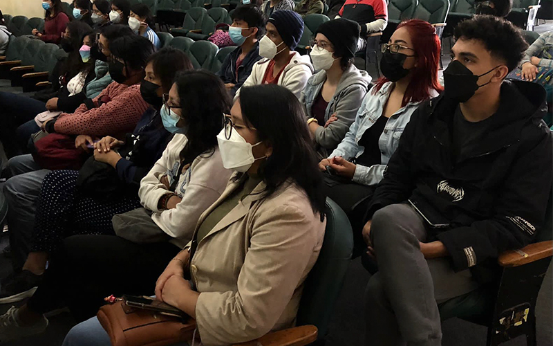 2 de Estudiantes de medicina veterinaria son capacitados para participar en campaña de vacunación antirrábica canina