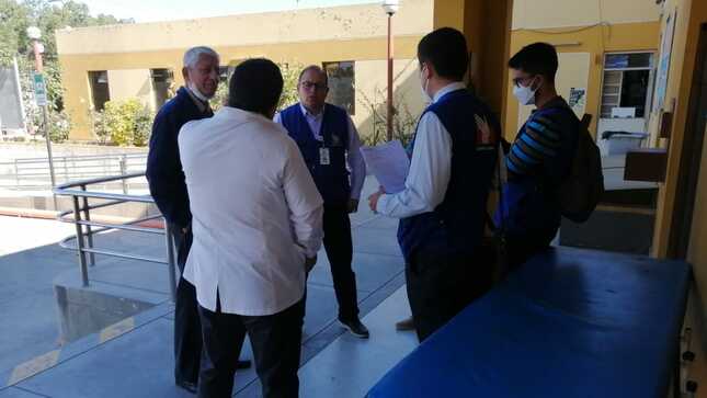 Comisionados de la Oficina Defensorial de Arequipa supervisan hospital goyeneche