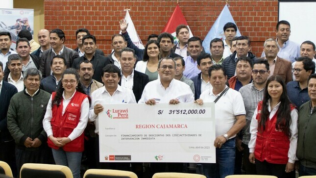 Firma de convenios