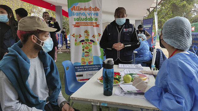 1 de Semana de Oro de Enfermedades No Transmisibles: Campaña integral de salud se realiza en Campo de Marte