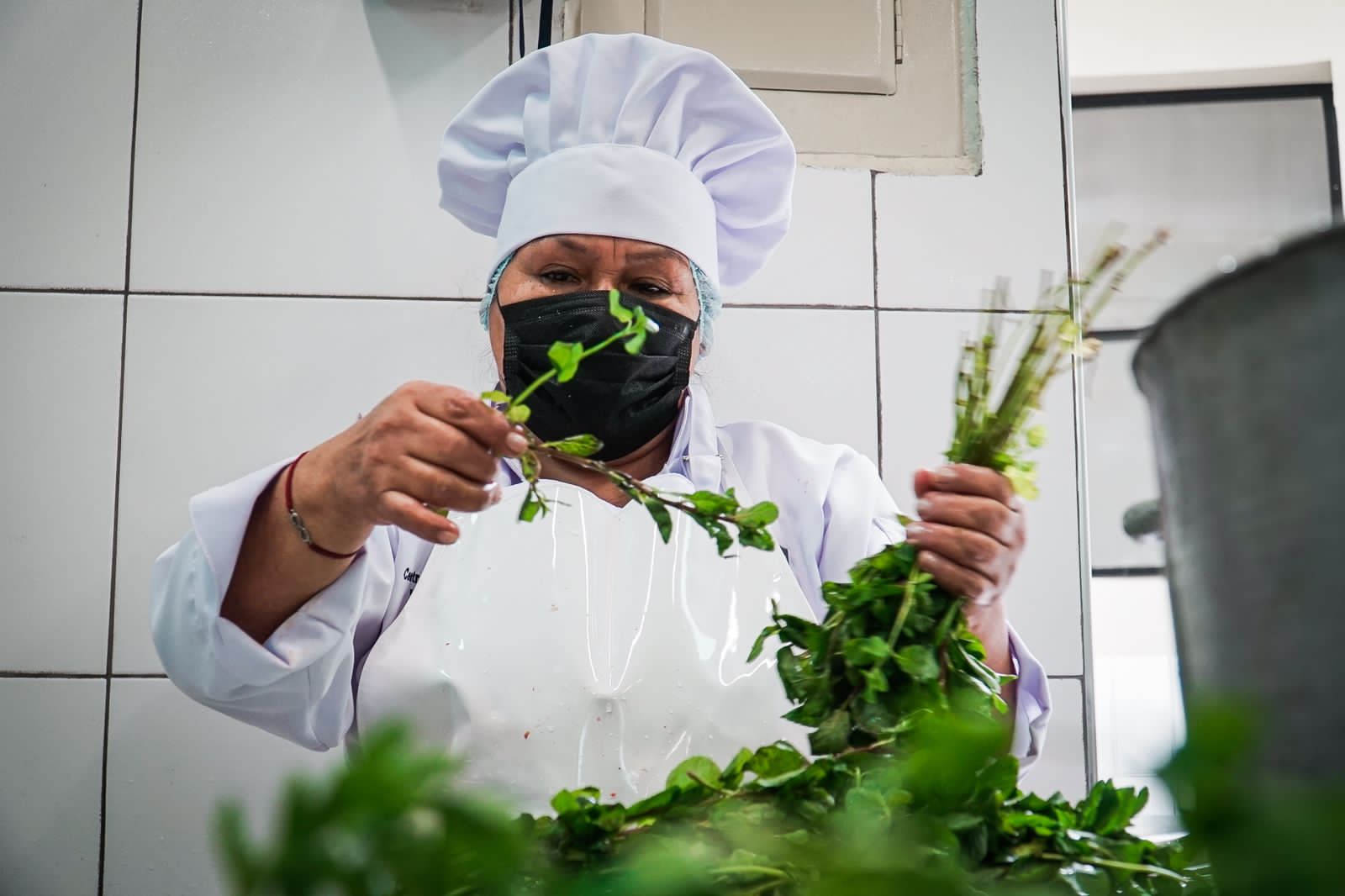 3 de Centro de Alimentación y Nutrición N° 03 de la Diris Lima Centro vuelve a ofrecer alimentos a bajo costo