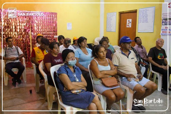 promover y mantener activa la organizaciรณn de Juntas Vecinales en el distrito.