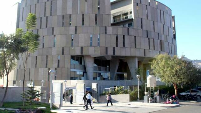 Contraloría advierte irregular reducción de la jornada laboral en el Gobierno Regional de Moquegua
