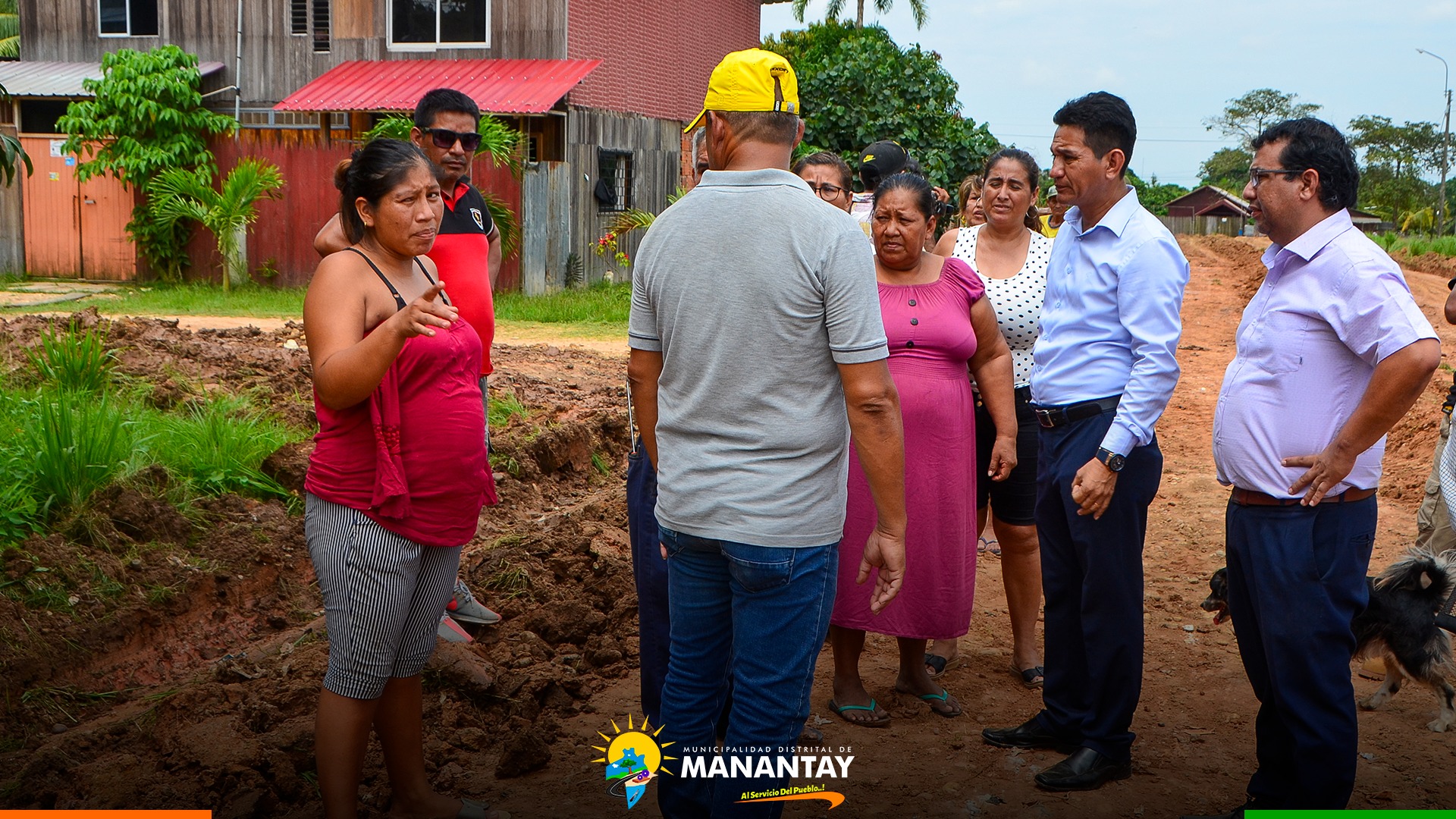 Municipalidad de Manantay arregla calles en el A.H. Proceres de la Independencia.