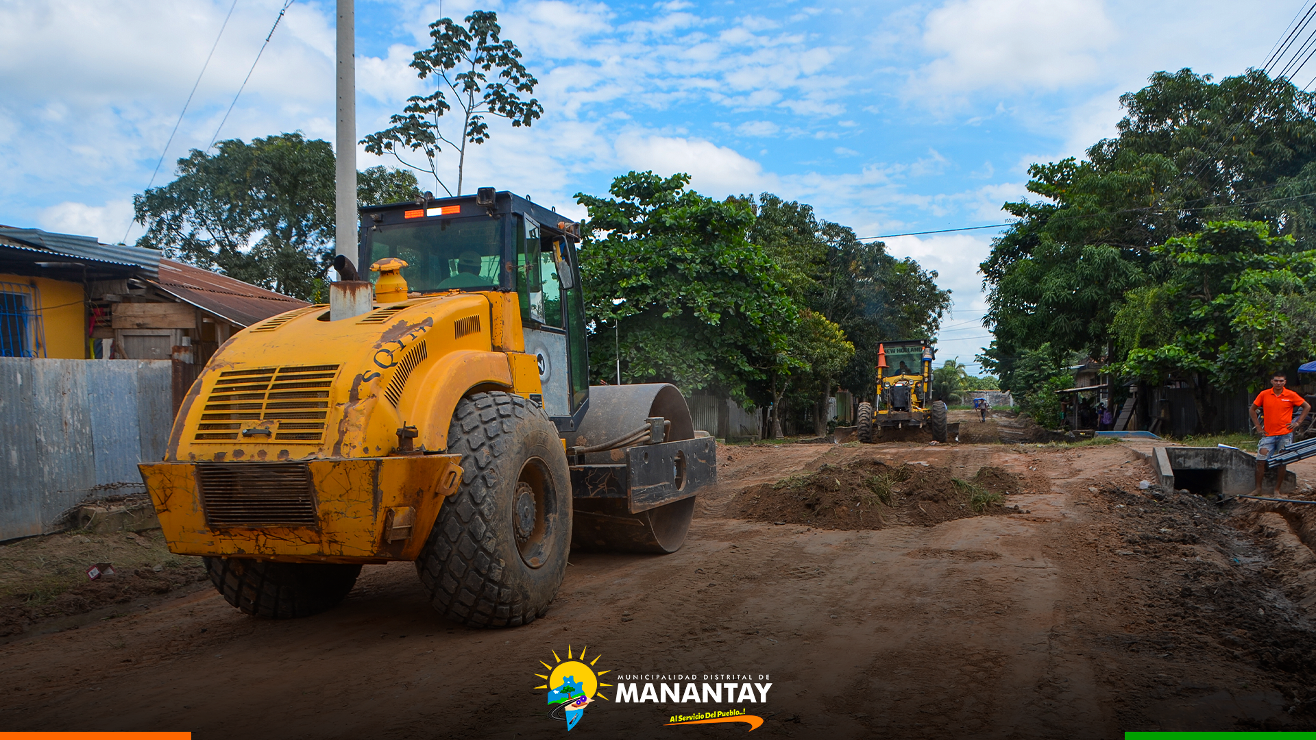 Municipalidad De Manantay realizan mantenimiento del jirón los pinos