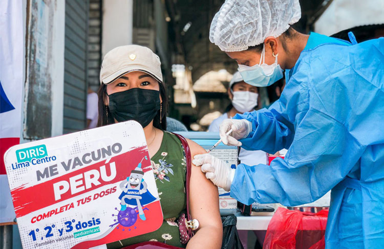 1 de “Me vacuno Perú”: Brigadas de la Diris Lima Centro aplicaron más de 30 mil dosis durante esta semana