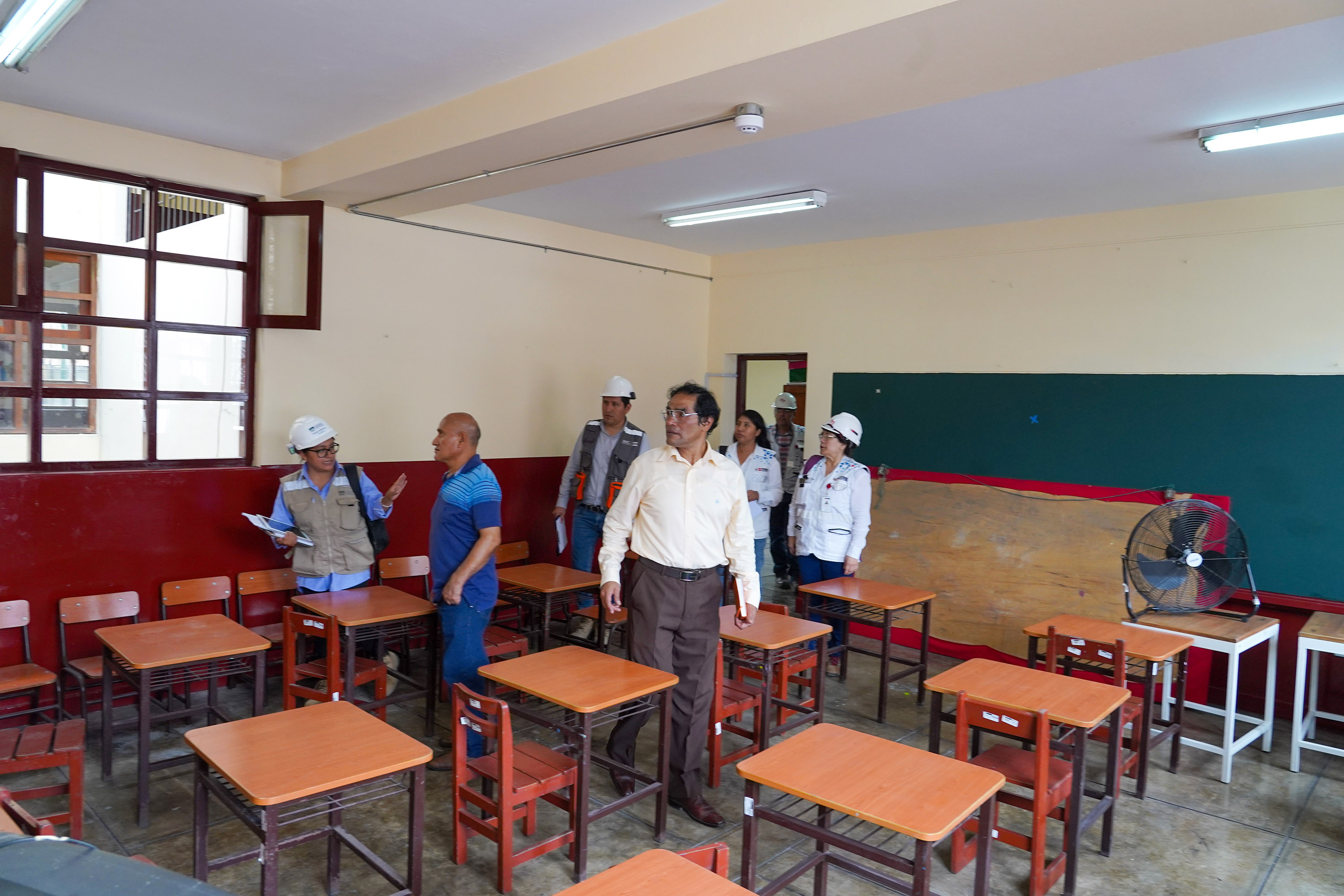 Entregamos nuevos módulos y ambientes rehabilitados para la IE 101-1166 Libertador Simón Bolívar