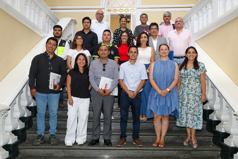 Funcionarios de la Municipalidad de Trujillo y representantes de CIMO.