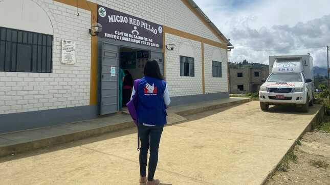 Comisionada supervisa microred de salud