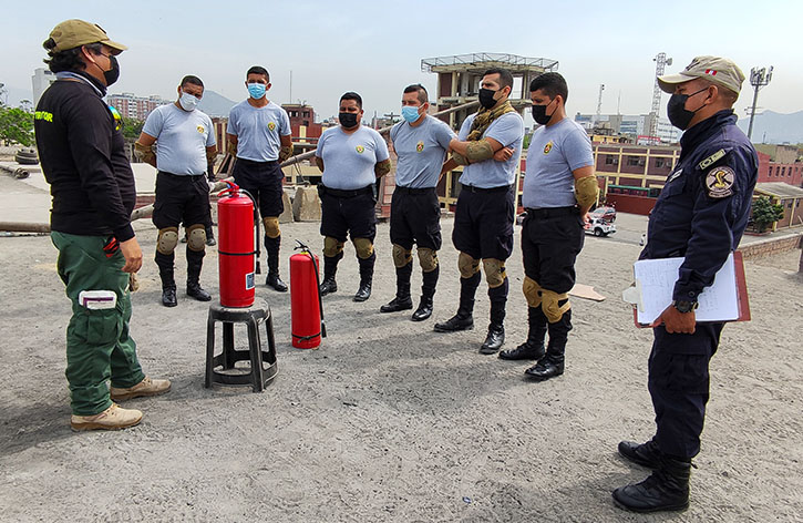 3 de División de Emergencia Radio Patrulla de la PNP recibe capacitación en primeros auxilios