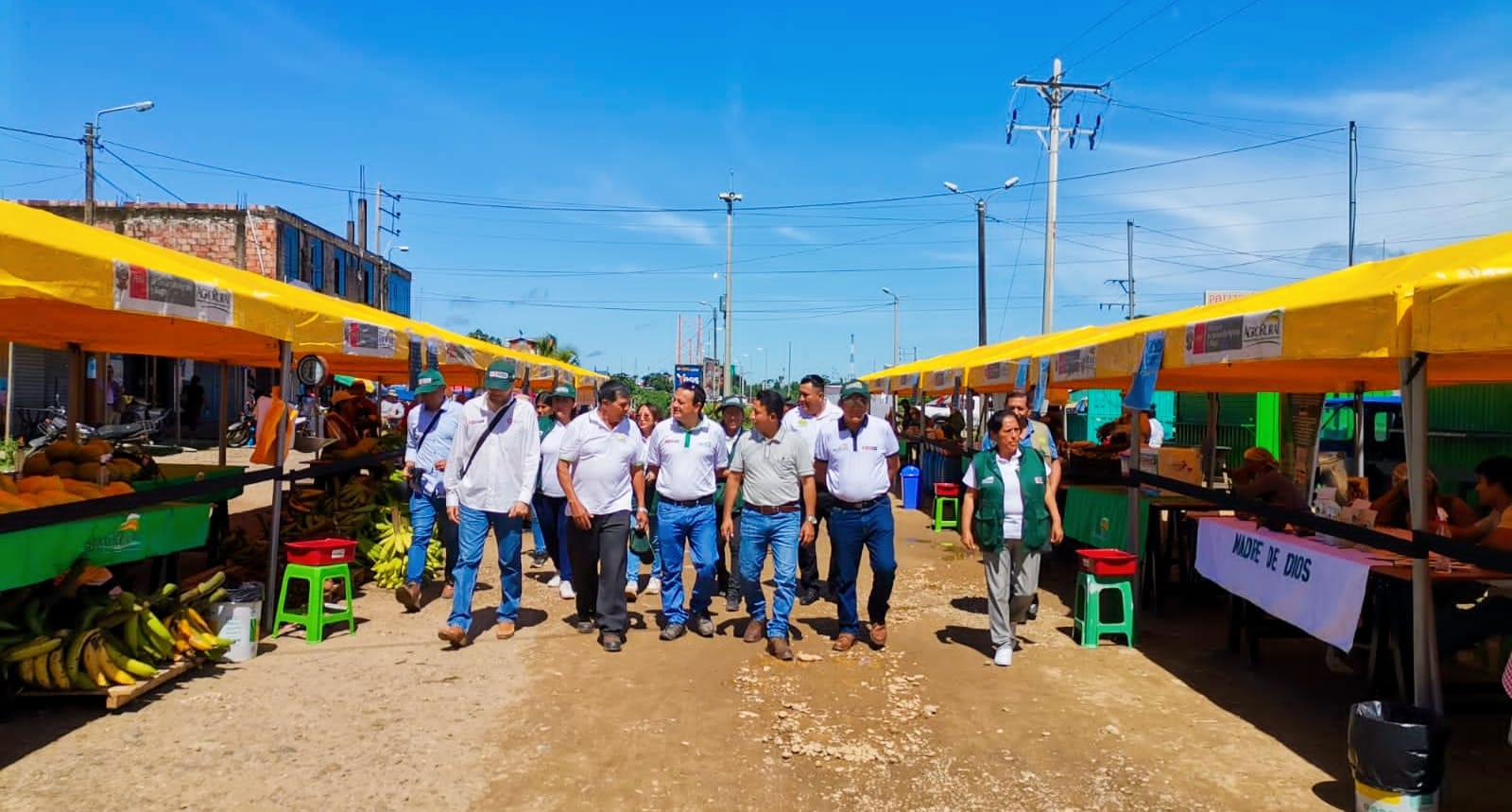 Mercado itinerante Tambopata