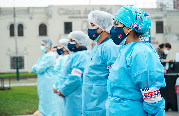 4 de Personal de las Redes Integradas de Salud (RIS) es capacitado en el uso de equipo de protección personal en entornos de atención médica