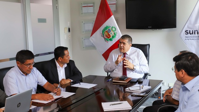Reunión UEGPS y SUNARP