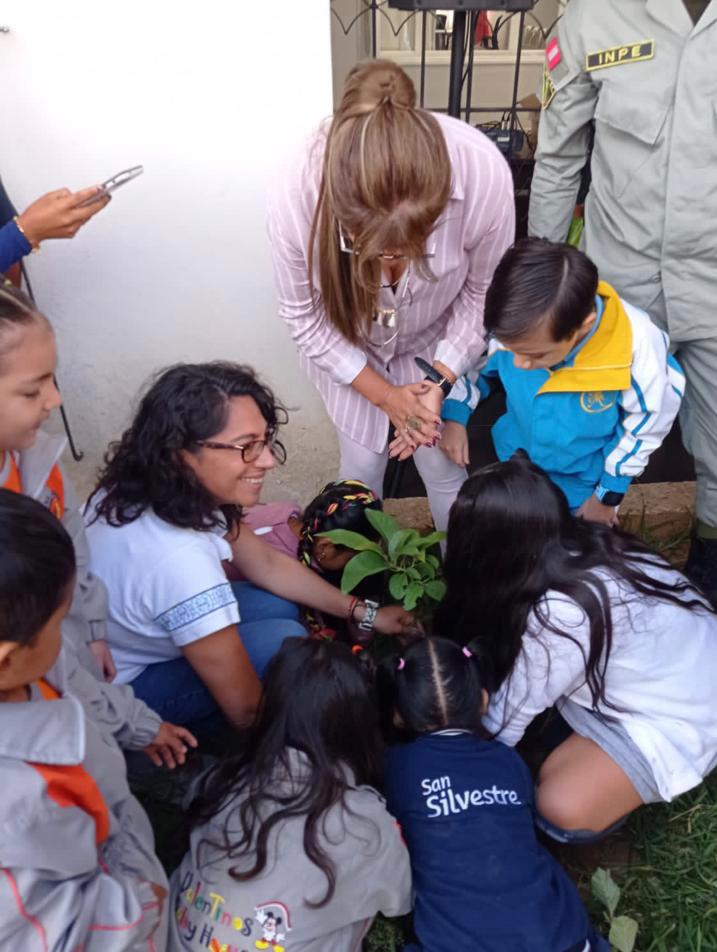 Huánuco: Ministra de Cultura se unió a la Gran Cruzada Verde por el Día de la Tierra
