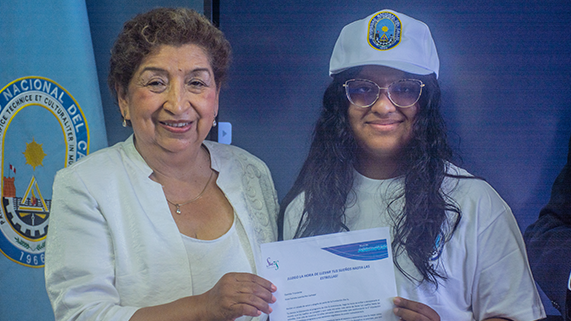 jpg. Significativo logro: Estudiante unacina obtiene pasantía para la NASA.
