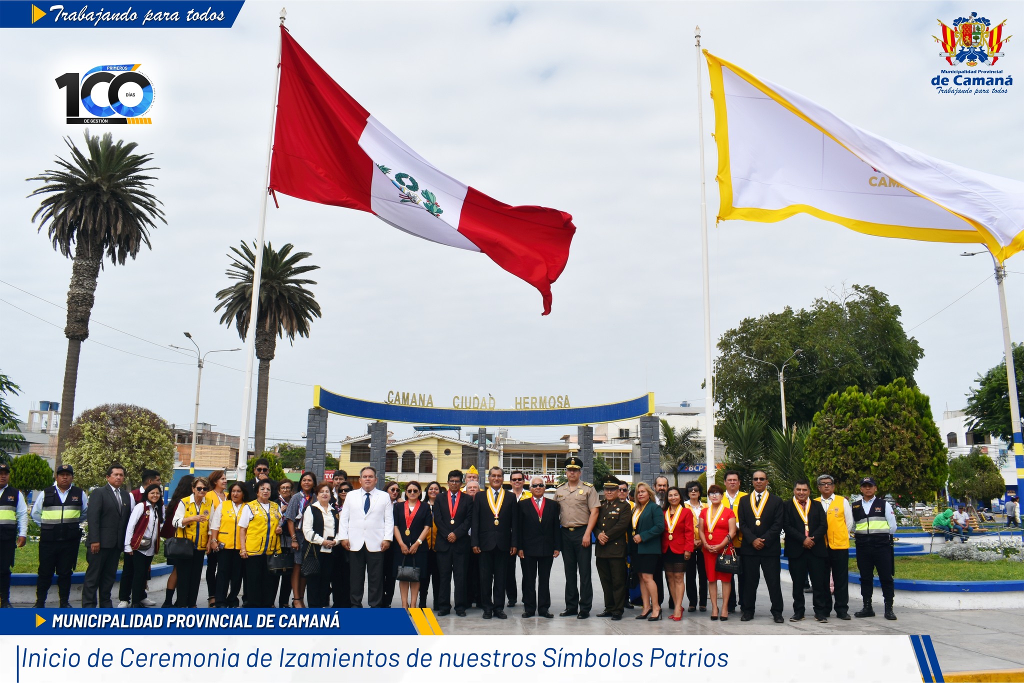 Inicio De Ceremonia De Izamientos De Nuestros Simbolos Patrios