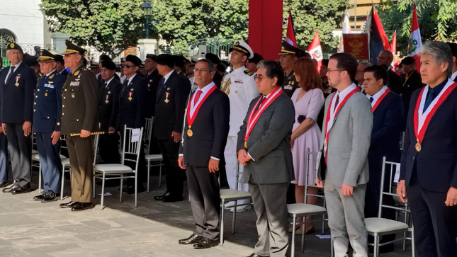 Presidente del TC Francisco Morales participó de homenaje a comandos que intervinieron en operativo Chavín de Huantar