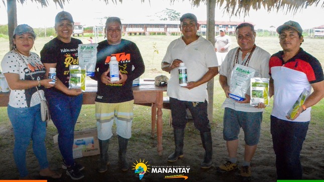 Municipalidad de Manantay entrega semillas mejoradas y fertilizantes a productores agrarios del Caserío Pucallpillo.