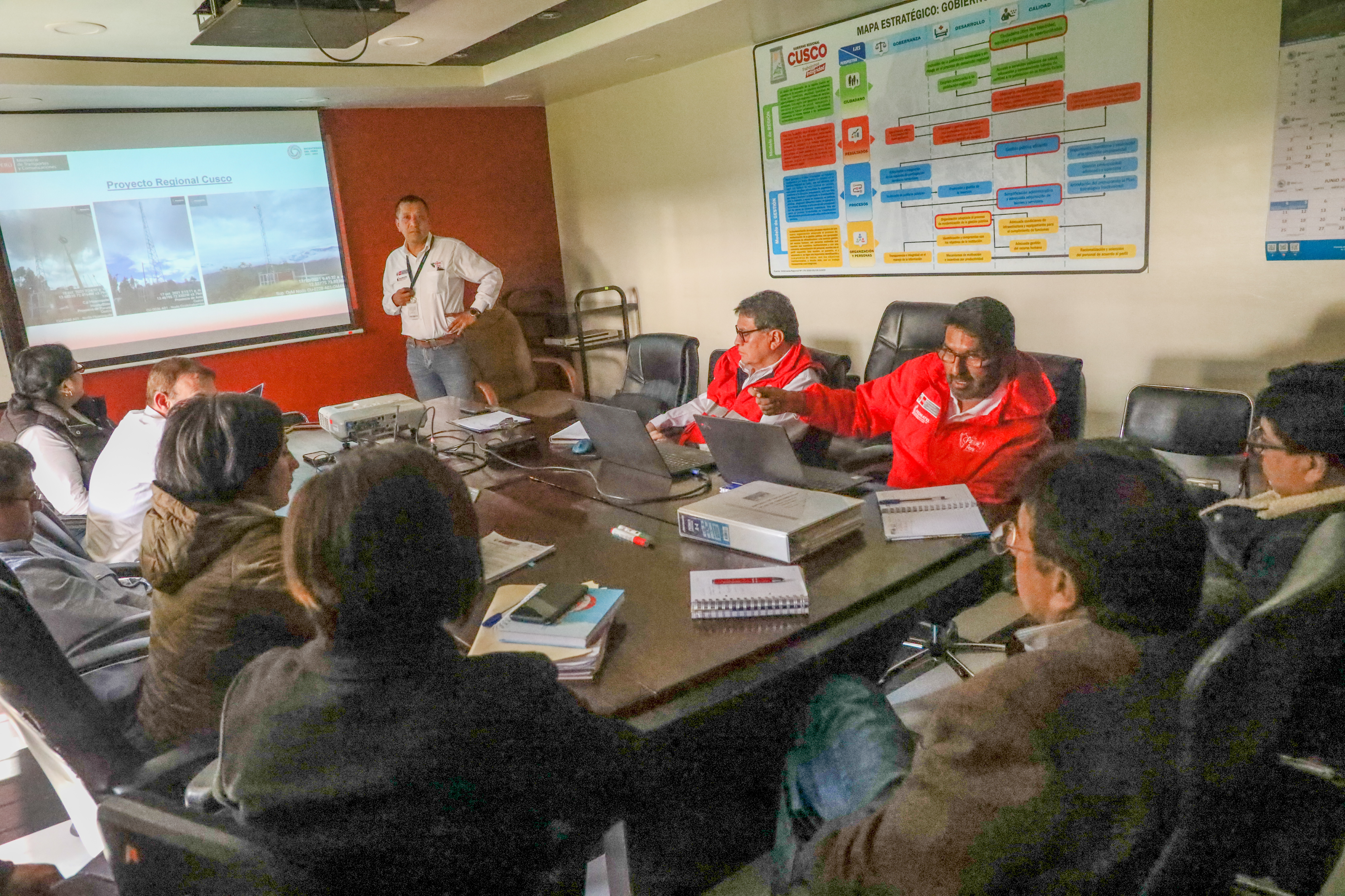 JPG de la visita técnica del equipo Pronatel al proyecto Banda Ancha de la región Cusco