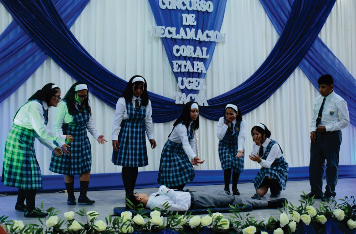 Colegios públicos y privados compiten en Concurso Regional de Declamación Coral 