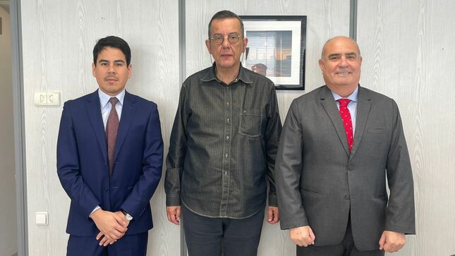 Embajada del Perú y Ministerio de Cultura de Grecia 