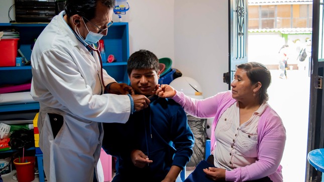 Campaña De Salud Médica Al Centro De Educación Básica Especial